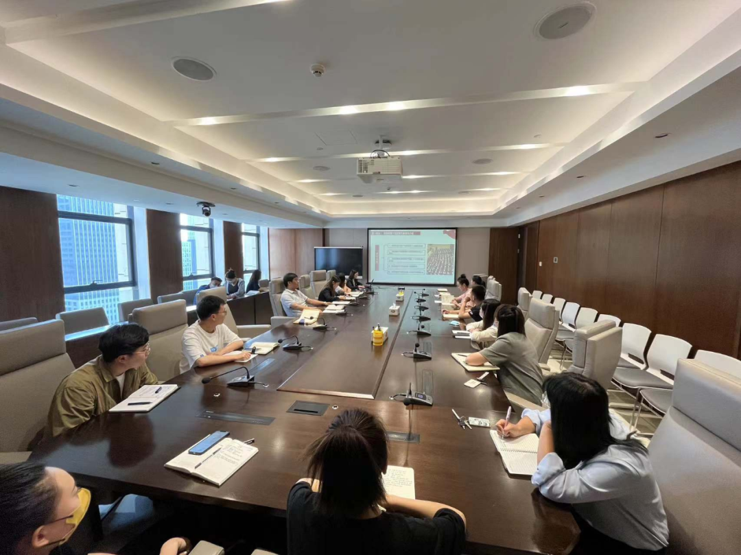 MG电子
团委召开(扩大)学习会议