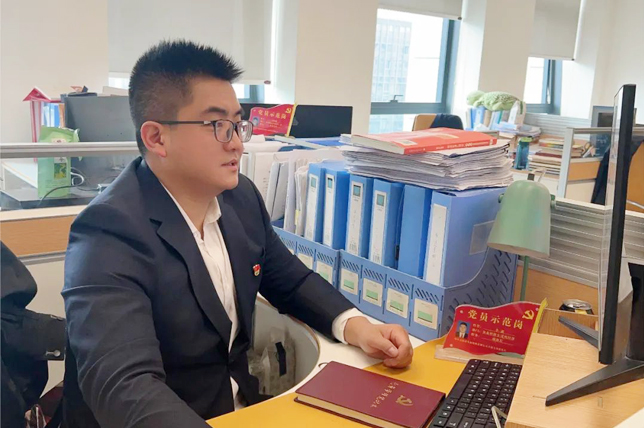 MG电子
公司所属各单位掀起开展主题教育热潮二