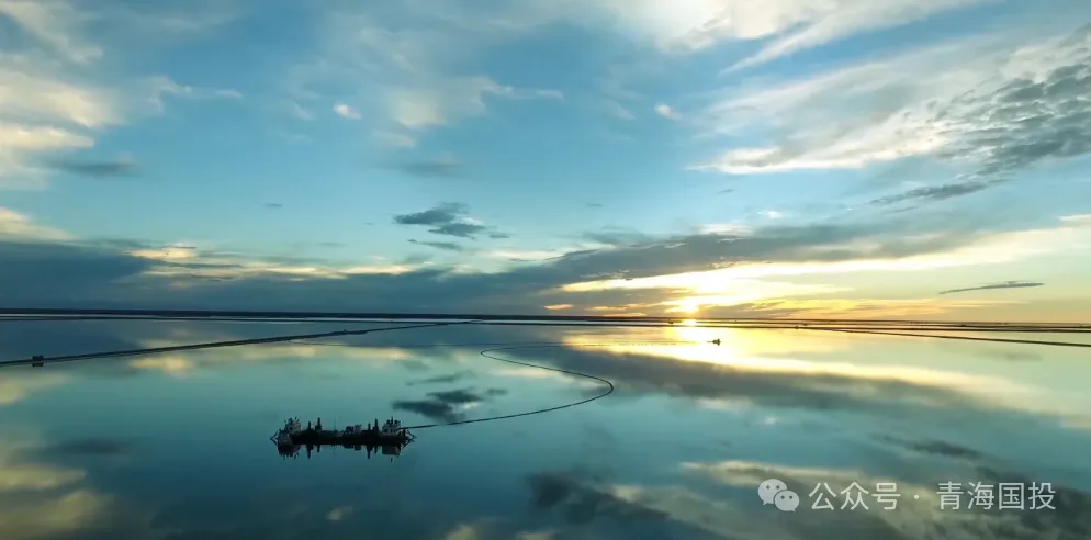 中国发展改革报对话MG电子
:双轮驱动破浪而行 改革深水区闯新路